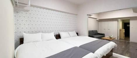 1 habitación, tabla de planchar con plancha, wifi y ropa de cama