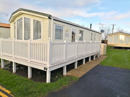 Exterior. White Haven - with 2 double rooms