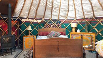 1 多间卧室、床单