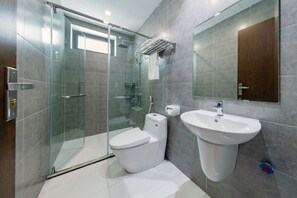 Shower - Superior Apartment #1 in Central Hai Phong (Haiphong)