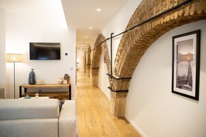 Exclusive apartman | Nappalirész | Okostévé, Netflix, streamszolgáltatások és nyomtató