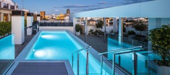 nQn Aparts & Suites Sevilla