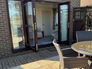 Cottage | Outdoor dining - Penn Lea (Tenby)