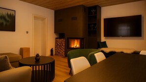 Familieleilighet, 2 soverom, ved fjell | Oppholdsrom
