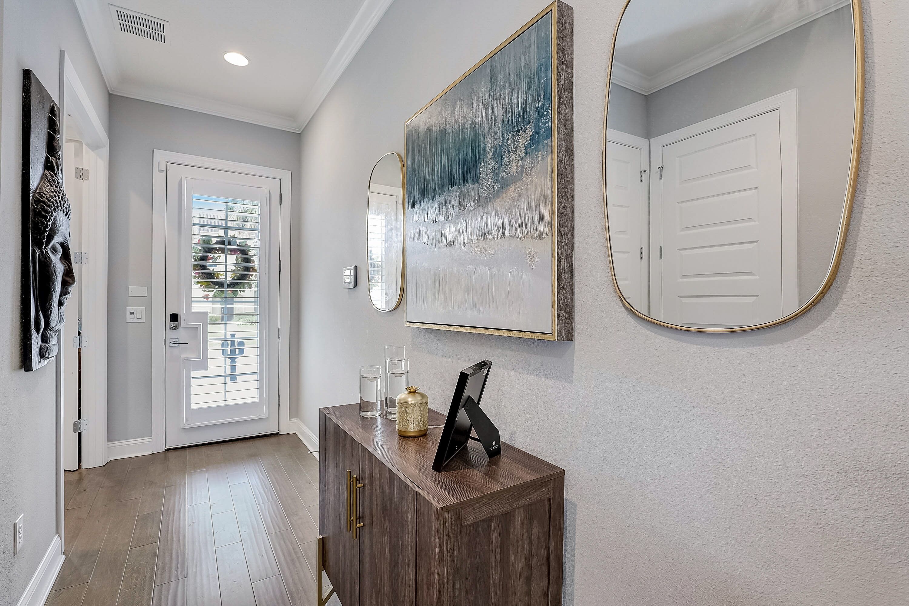Modern/ Spacious Walkers Paradise SoHo Townhome w/ Fenced Yard/Patio Grill