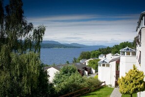 Property grounds - Loch Rannoch Highland Lodge 6 (Kinloch Rannoch)