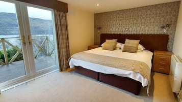 2 bedrooms, iron/ironing board, travel crib, WiFi