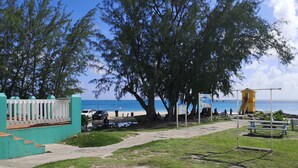 Unclassified image, 3 of 10, button - Hillside view and a pool (Bridgetown)
