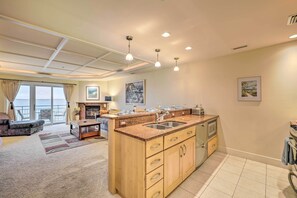 Interior - Beachfront Traverse City Resort Condo w/ Pool (Traverse City)
