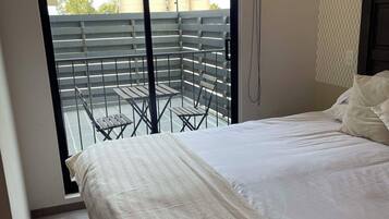 2 chambres, fer et planche Ă  repasser, Wi-Fi, draps fournis