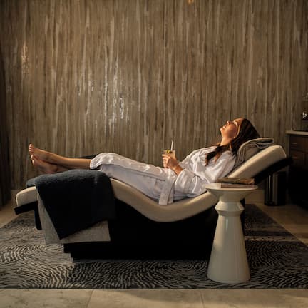 Couples treatment rooms, body treatments, body wraps, body scrubs