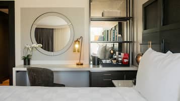 Premium bedding, in-room safe, desk, laptop workspace