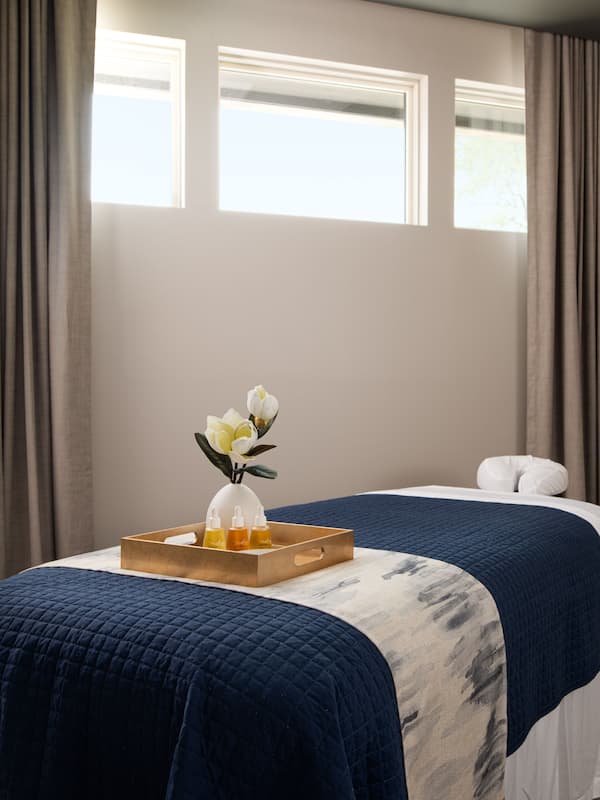 Couples treatment rooms, body treatments, body wraps, body scrubs