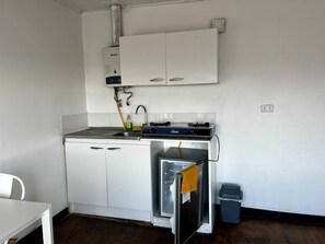 Apartment | Dapur peribadi | Peti sejuk mini, pembakar roti