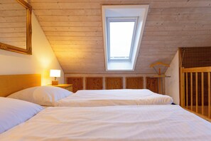 2 Schlafzimmer, Bügeleisen/Bügelbrett, Reisekinderbett, kostenloses WLAN