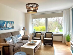 Fernseher, Stereoanlage