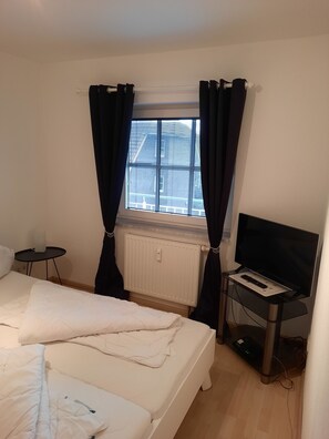 2 عدّة غ رف نوم وسرير سفر وواي فاي مجانًا