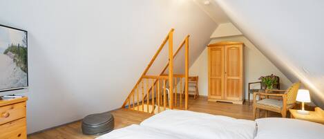 2 habitaciones, cuna de viaje y wifi gratis