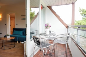 Outdoor dining - Seaside Club Vacation Rental for up to 4 People (Non-Smoking) (Niendorf/Ostsee)