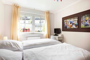 1 غرفة نوم ومكواة/لوح كي وسرير سفر وواي فاي مجانًا