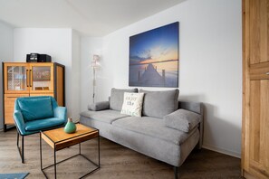 Televisión, tenis de mesa y estéreo