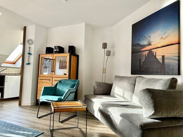 Televisión, tenis de mesa y estéreo 