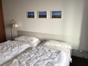 1 chambre, fer et planche à repasser, Wi-Fi gratuit