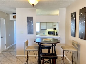 Condo, 2 Bedrooms, Balcony, Partial Ocean View | In-room dining
