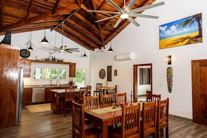 Maison Familiale, 4 chambres, vue canal | Cuisine privée