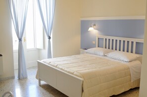 In-room safe, free WiFi, bed sheets