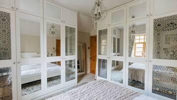 3 chambres, fer et planche Ă repasser, lit parapluie, Wi-Fi