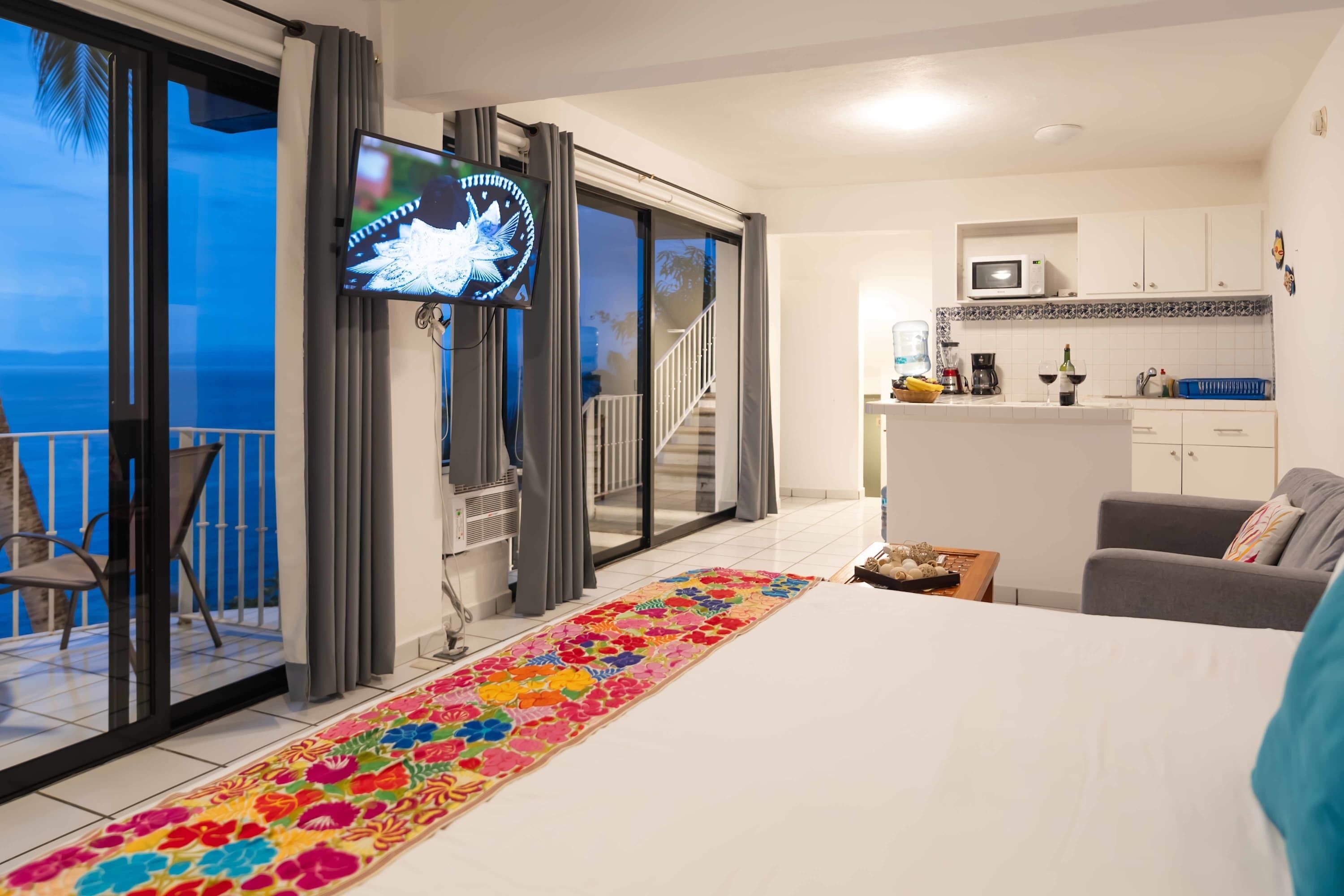 Iron/ironing board, travel crib, WiFi, bed sheets