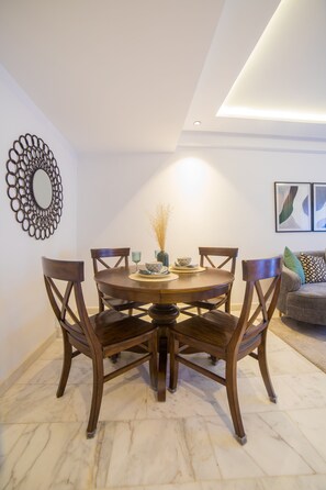 Dining - Elegant Urban Escape: Centrally-located Large 1-BR Apartment  (Dar-el-Beida)