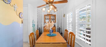 Oleander Hideaway