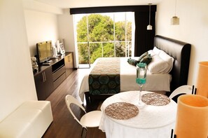 Luxury Room, Balcony, Mountain View