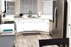 Microwave, oven, stovetop, dishwasher