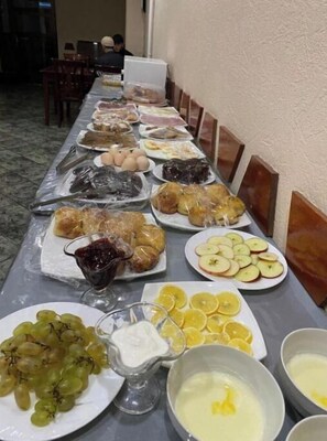 Dining - Family Room #2 (Tashkent)