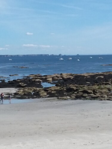 Maison tranquille entre bourg et plages