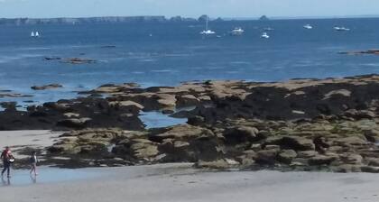 Quiet house close to the beach and the village