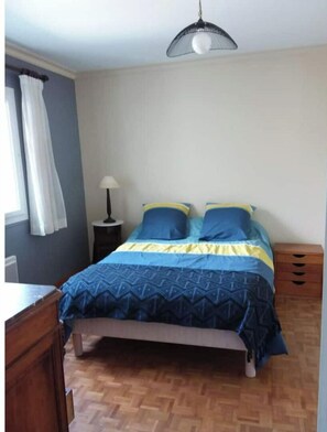 3 Schlafzimmer, Reisekinderbett, kostenloses WLAN