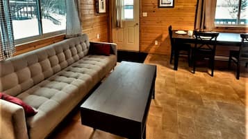 TV connectée, jeux vidéo, livres