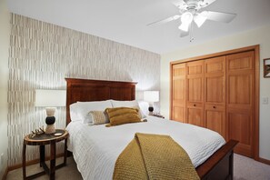 4 dormitorios, escritorio, wifi gratis y ropa de cama