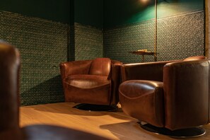 Àrea amb seients del vestíbul