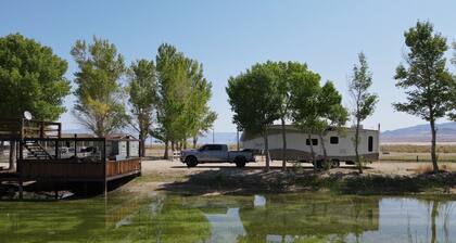 Lake Olancha RV site No.1 DEATH VALLEY Passageway