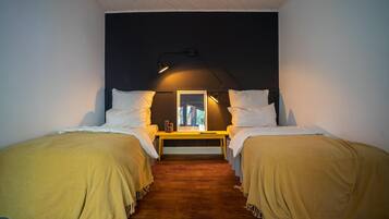 6 Schlafzimmer, Bügeleisen/Bügelbrett, Reisekinderbett, WLAN