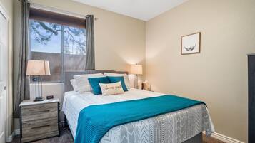 3 Schlafzimmer, Bügeleisen/Bügelbrett, kostenloses WLAN, Bettwäsche