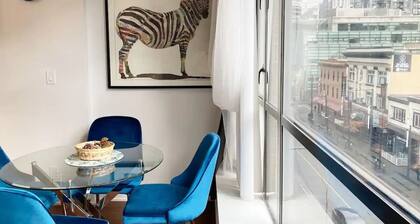 DT Vancouver- 1 BDRM/1 BATH - near 4 Ski hills