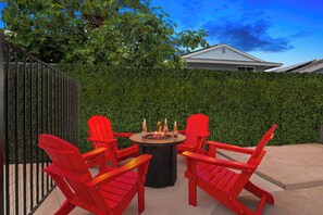 Terrace/patio - Ultimate Group Getaway—Pool, Spa, Views, Games! (San Diego)