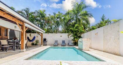 Holiday Villa - 3 Bedrooms A/C -2 Bathrooms-Private Pool-Garden-300M POPY Beach