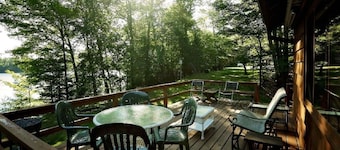 Birchwood Retreat located on private Finely Lake